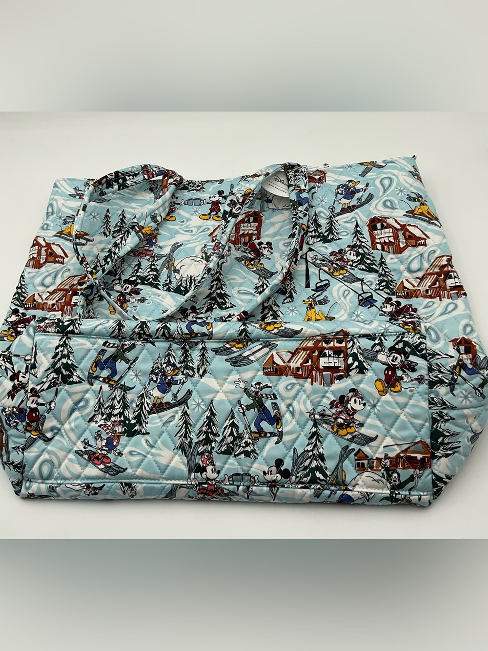 NWT VERA BRADLEY Original Zip Tote, Ski Weekend Mickey & Friends.